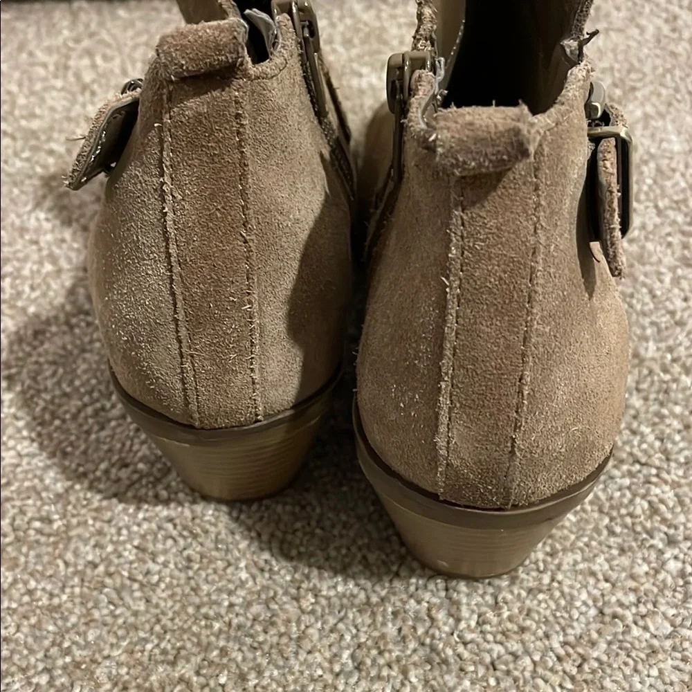 Sonoma Tan Ankle Booties with Decorative Buckle